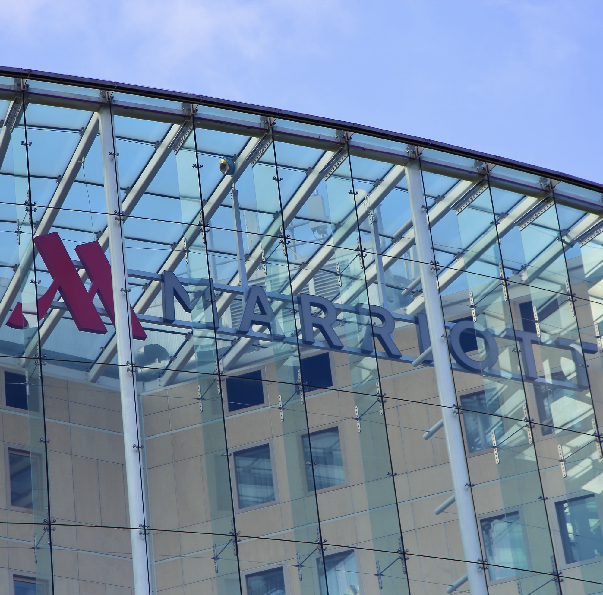 Marriott London Kensington hotel signage