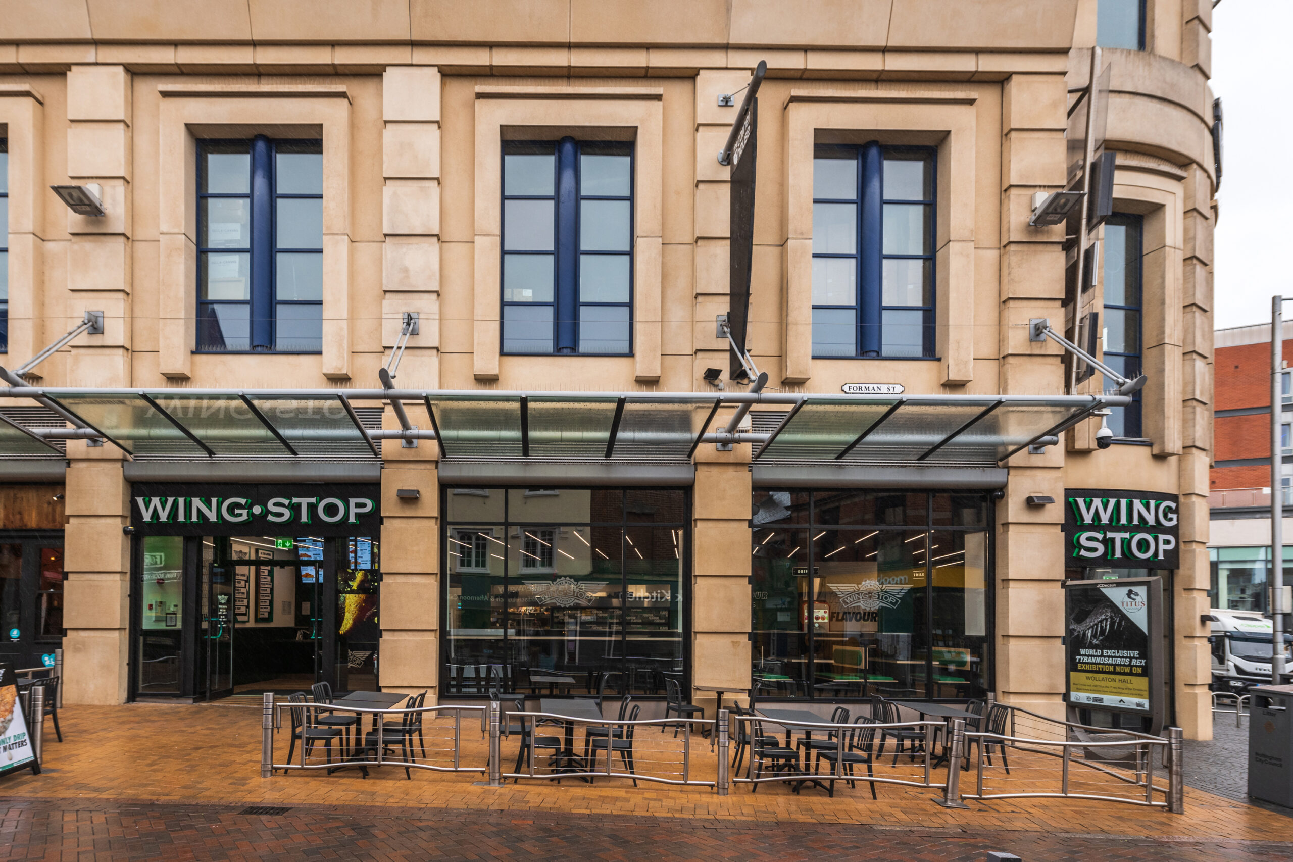 Bar and Restaurant Signage - Wing Stop