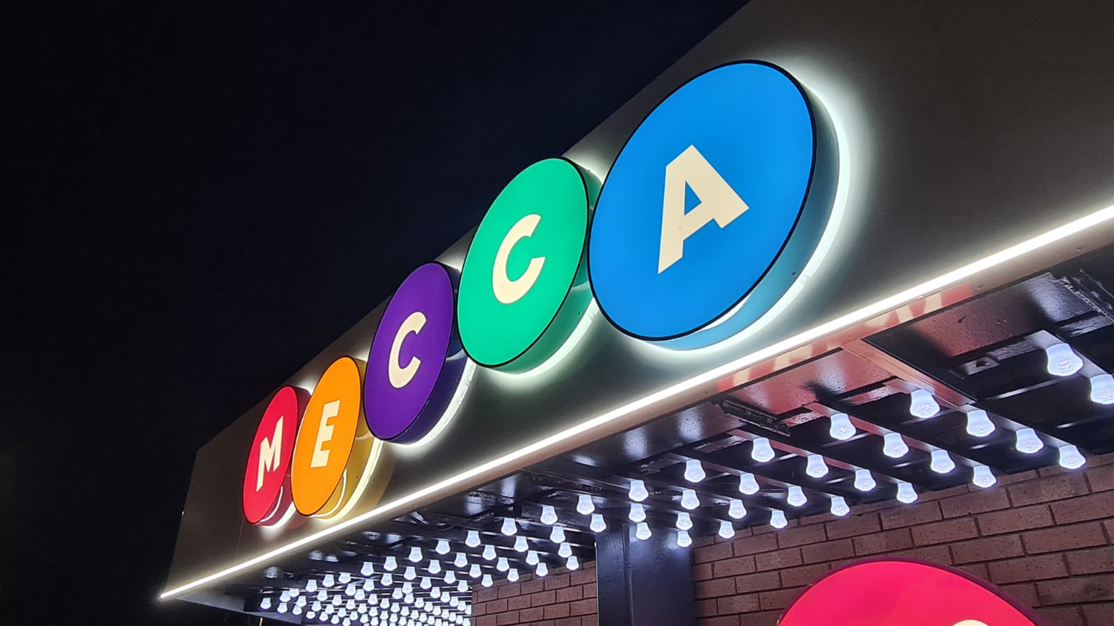 Mecca Bingo Halo Signage in Blackpool